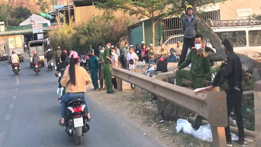 Phát hiện thi thể người đàn ông dưới gầm cầu ở Lâm Đồng